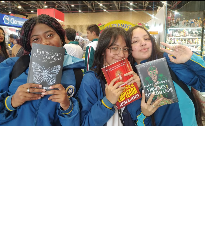 Estudiantes de bachillerato en FILBO 2025