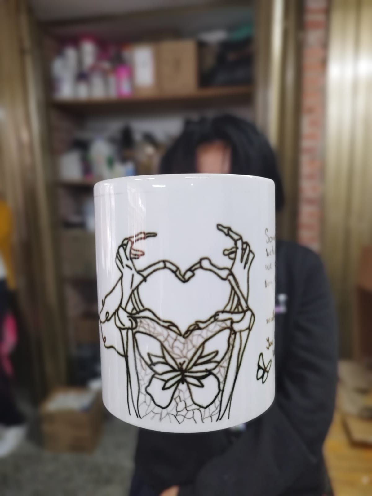 Estudiante con Mug